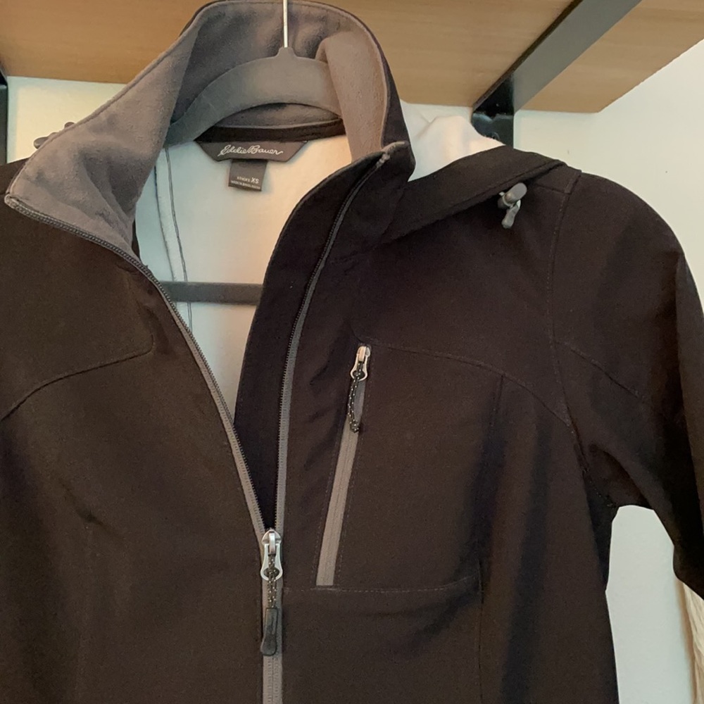 🚚MOVING SALE🚚 EUC Eddie Bauer | Rocky Pass Trench Coat ✨MOST OFFERS ACCEPTED✨ - Picture 5 of 11